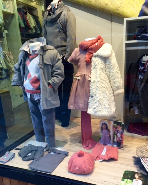 image from http://lifesastitch.typepad.com/.a/6a00d83451d51369e201bb0874c9c6970d-pi