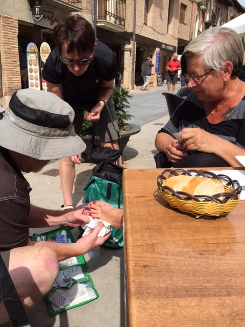 image from http://lifesastitch.typepad.com/.a/6a00d83451d51369e201b8d157076e970c-pi