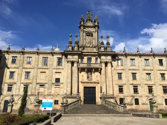 image from http://lifesastitch.typepad.com/.a/6a00d83451d51369e201bb0883b3a2970d-pi