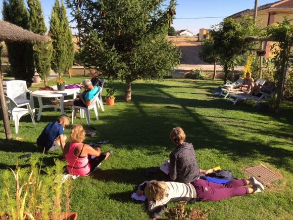 image from http://lifesastitch.typepad.com/.a/6a00d83451d51369e201bb087970ec970d-pi