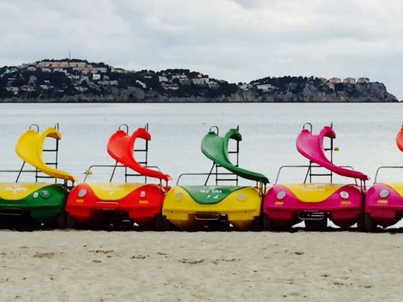 image from http://lifesastitch.typepad.com/.a/6a00d83451d51369e201b8d16ececb970c-pi