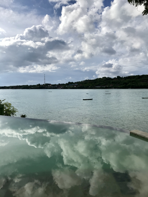 6087F9CF-CC86-49CE-9808-429DFE038283