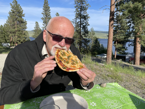 5DDB25F6-4477-4966-926D-71A436016CF5