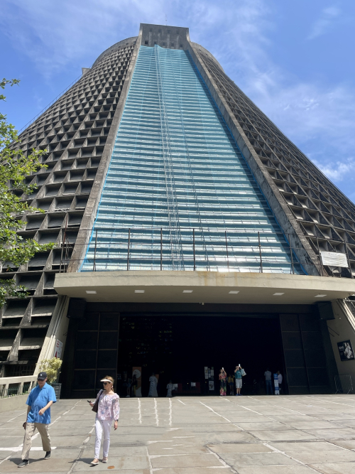 20D1C320-9F00-4CE1-B5D5-DB431968EC1D