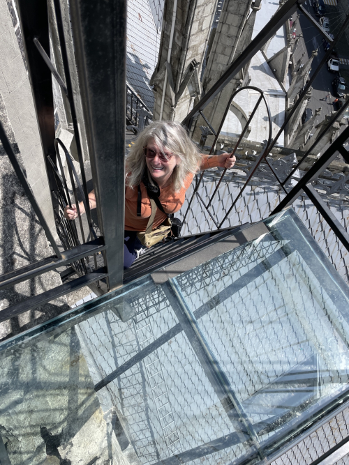 FBEA5DF5-9A4C-4441-88C9-E0E6DD270C0B