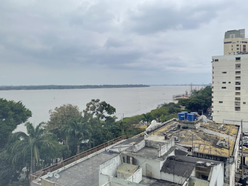 69E51FEA-E7D2-418B-887A-F5707CFA622F