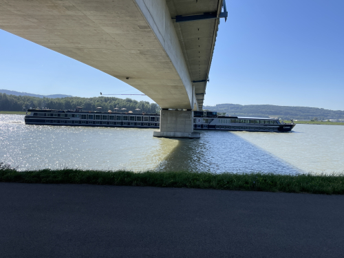 9D3C1A5E-4D9A-4CB7-8959-7FBB41D8C0C1