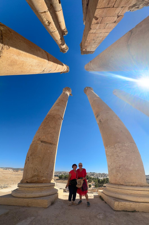 D80c2593-2c60-4e51-b336-3a07f24499be